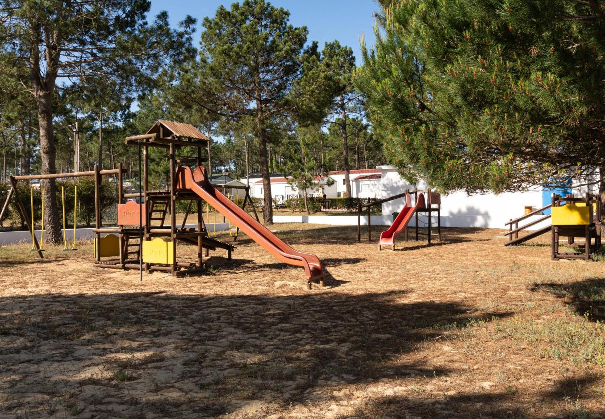 Отель Parque De Campismo Orbitur Sitava Milfontes Malhadinhas Экстерьер фото